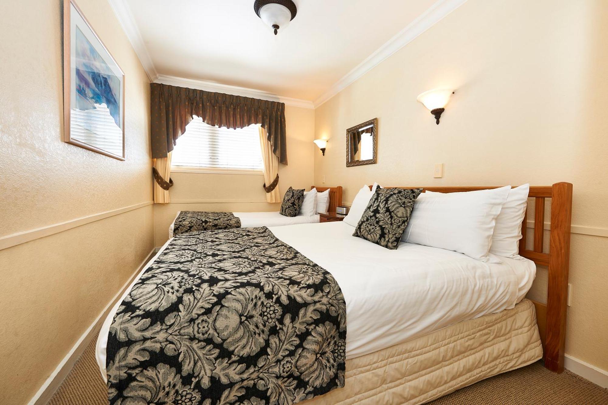 Prince'S Gate Hotel Роторуа Экстерьер фото